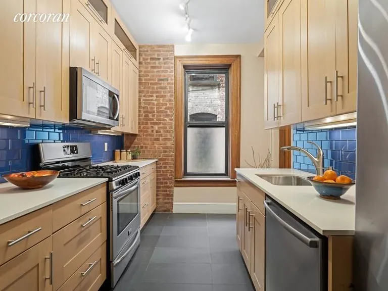 New York City Real Estate | View 458 3rd Street, 2R | Photo6 | View 6