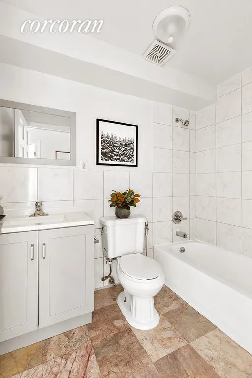 New York City Real Estate | View 260 Rogers Avenue, 3A | Full Bathroom | View 6