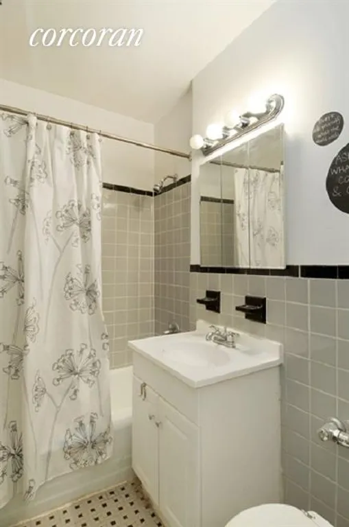 New York City Real Estate | View 25 West 13th Street, 2KN | Bathroom | View 5