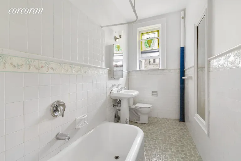 New York City Real Estate | View 582 5th Street, 4F | Windowed Bathroom | View 4
