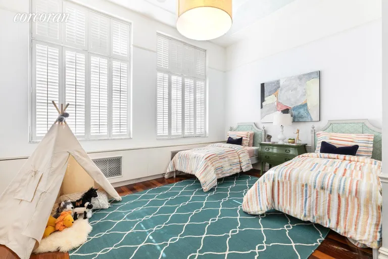 New York City Real Estate | View 139 West 19th Street, 3SW2D | room 8 | View 9