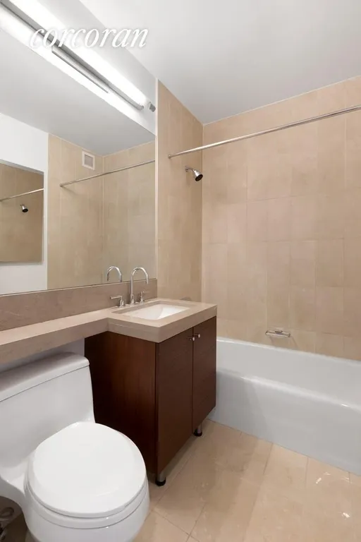New York City Real Estate | View 30 West Street, 7D | Full Bathroom | View 7
