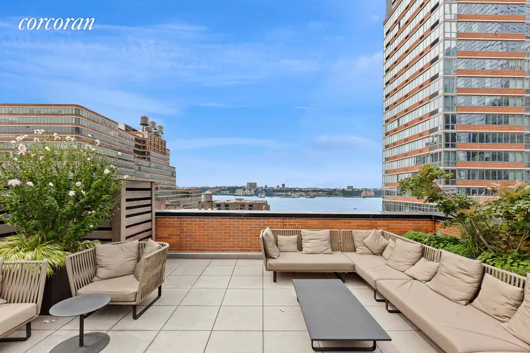New York City Real Estate | View 540 West 28th Street, 3A | room 5 | View 6