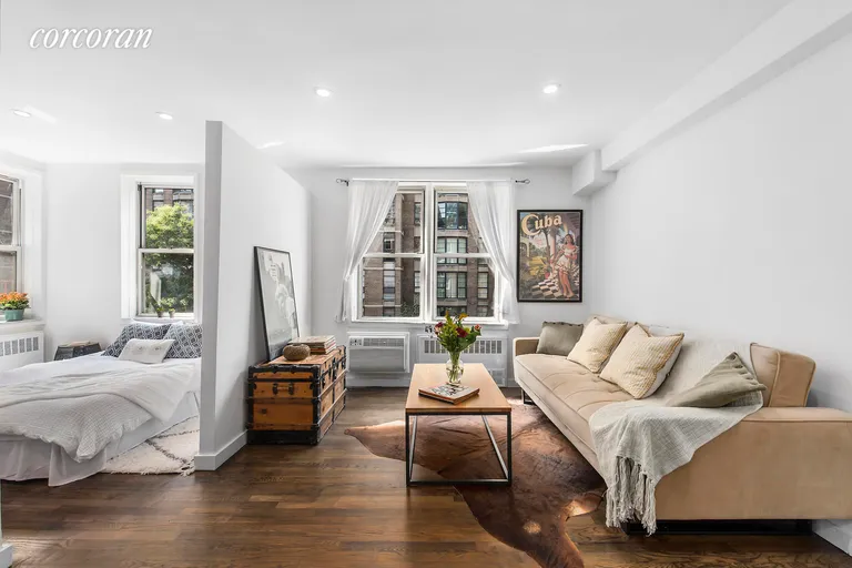 New York City Real Estate | View 25 West 13th Street, 4FS | Bright and cheerful South East expo | View 2