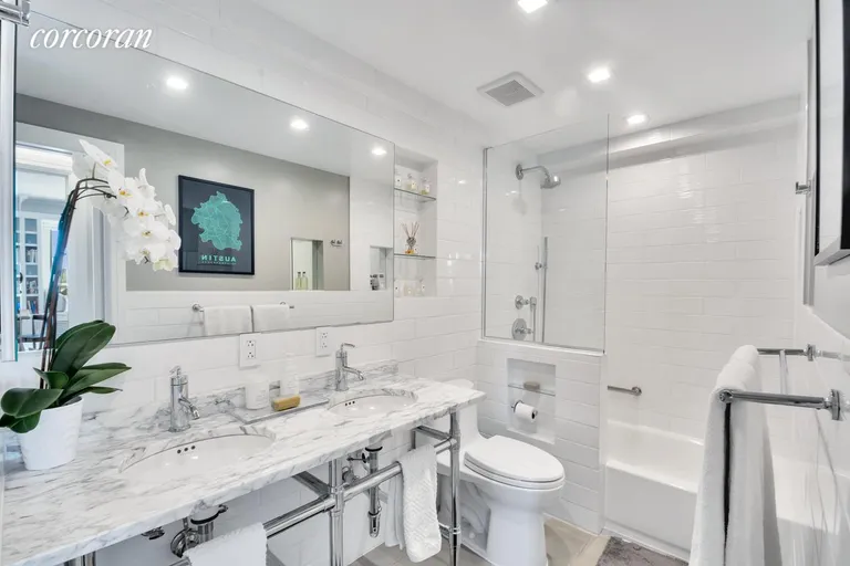 New York City Real Estate | View 1 Gracie Terrace, 3C | Full Bathroom | View 8