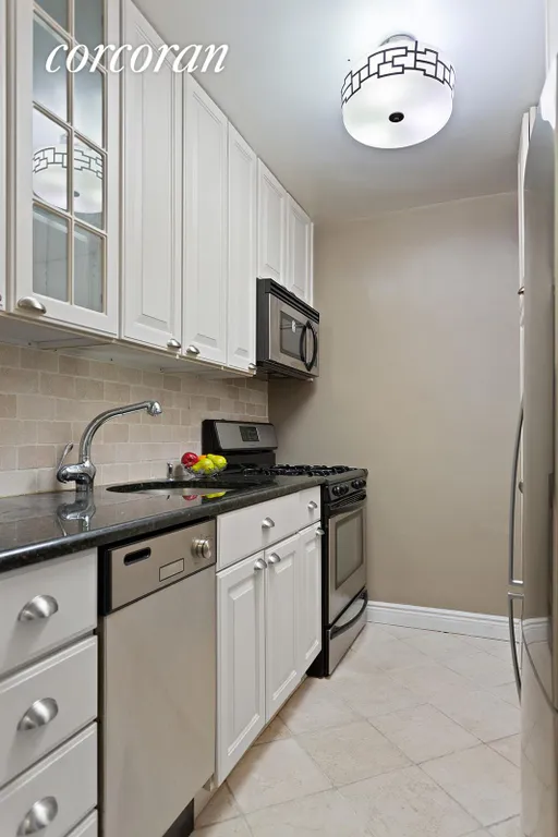 New York City Real Estate | View 345 East 81st Street, 11D | Kitchen | View 4