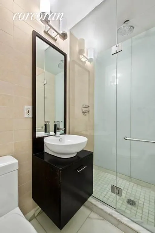 New York City Real Estate | View 343 4th Avenue, 6H | Bathroom | View 8