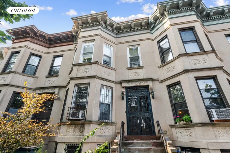 New York City Real Estate | View 86 72Nd Street | 5 Beds, 4 Baths | View 1