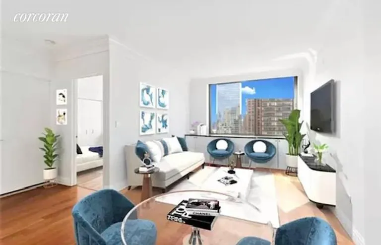 New York City Real Estate | View 111 West 67th Street, 24A | Photo4 | View 4