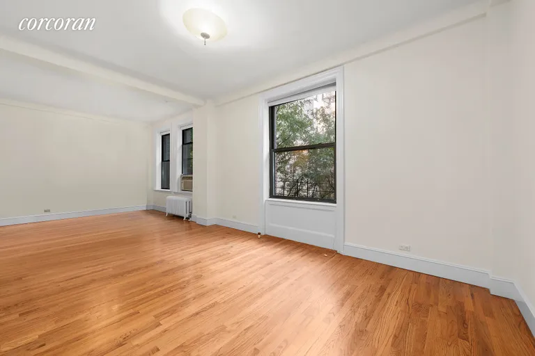 New York City Real Estate | View 771 West End Avenue, 4EF | Living Room Vacant | View 7