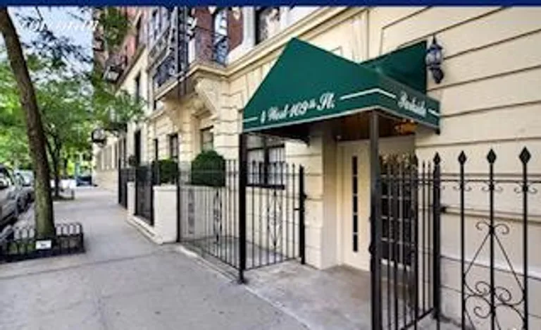 New York City Real Estate | View 4 West 109th Street, 3A | Front of building on W 109th St | View 7