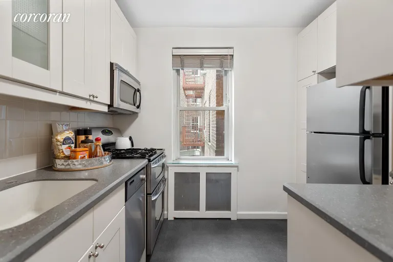 New York City Real Estate | View 200-220 Congress Street, 2D | Kitchen | View 3