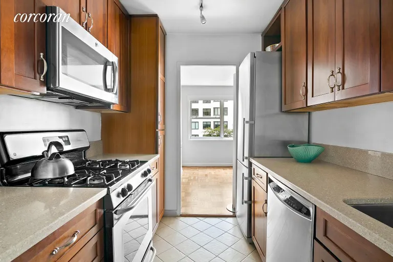 New York City Real Estate | View 201 East 66th Street, 4B | Kitchen | View 2