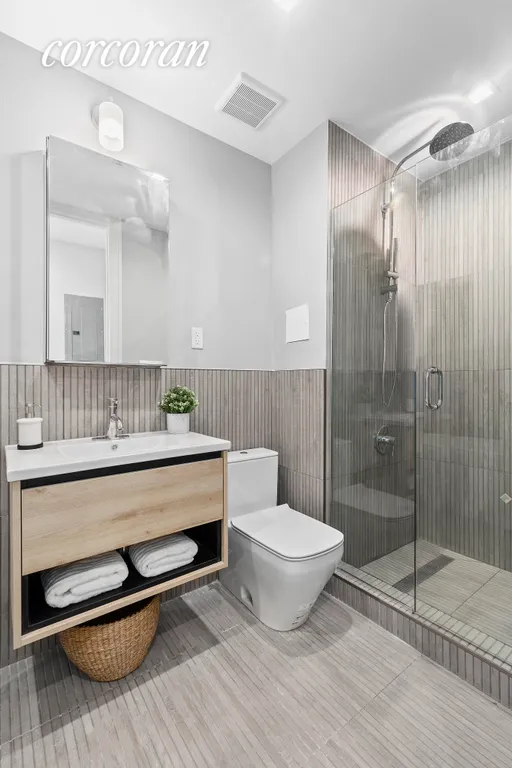 New York City Real Estate | View 246 Maple Street, 3A | Bathroom | View 6
