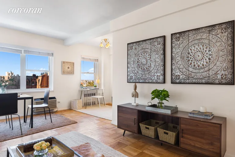 New York City Real Estate | View 10 Plaza Street East, 6B | Living Room | View 4