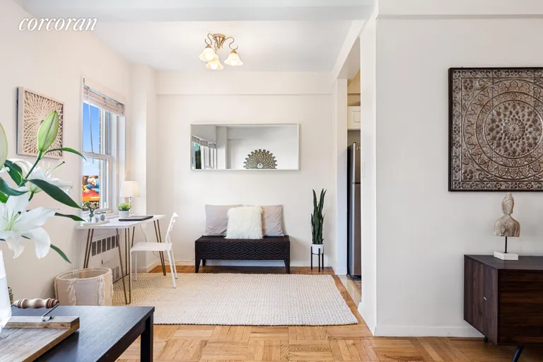 New York City Real Estate | View 10 Plaza Street East, 6B | Bedroom | View 5