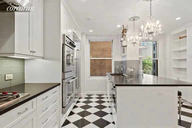 New York City Real Estate | View 25 East 86th Street, 6A | Kitchen | View 3
