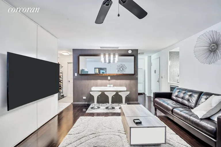 New York City Real Estate | View 139 East 33rd Street, 3M | Living Room | View 2
