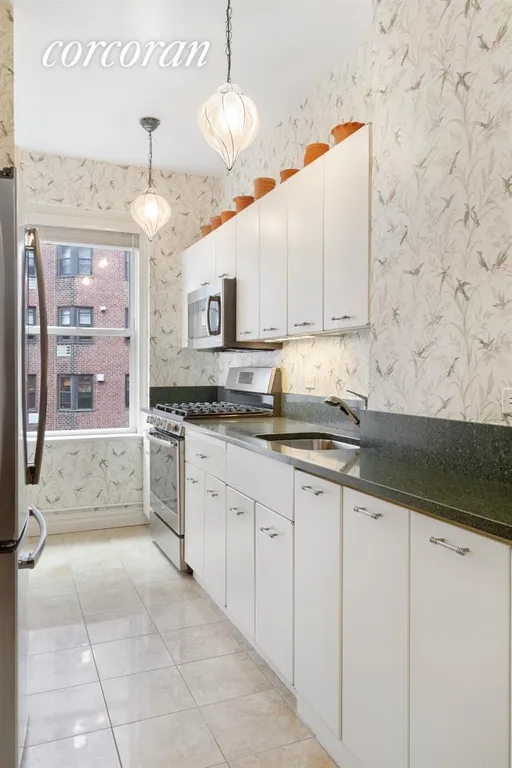 New York City Real Estate | View 14 Sutton Place South, 9A | Kitchen | View 4