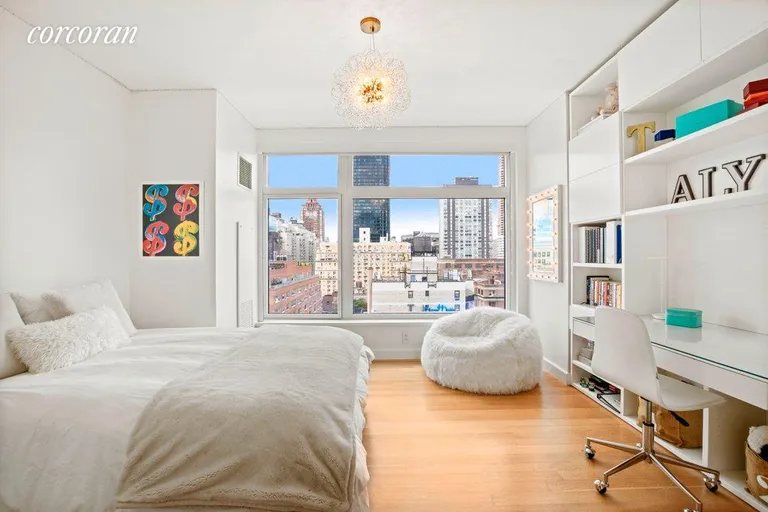 New York City Real Estate | View 402 East 67th Street, 14A | room 6 | View 7