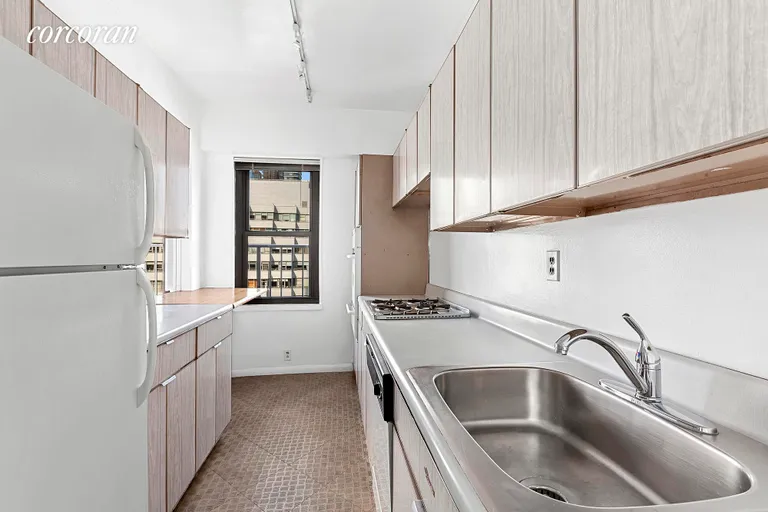 New York City Real Estate | View 225 East 57th Street, 21D | Kitchen | View 4