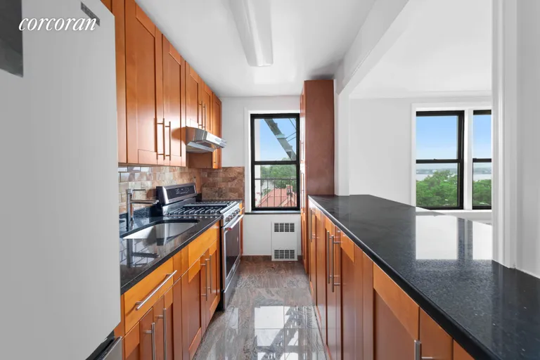 New York City Real Estate | View 20 89th Street, 5C | room 2 | View 3