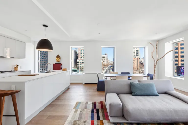 New York City Real Estate | View 275 Park Avenue, 4P | 2 Beds, 2 Baths | View 2