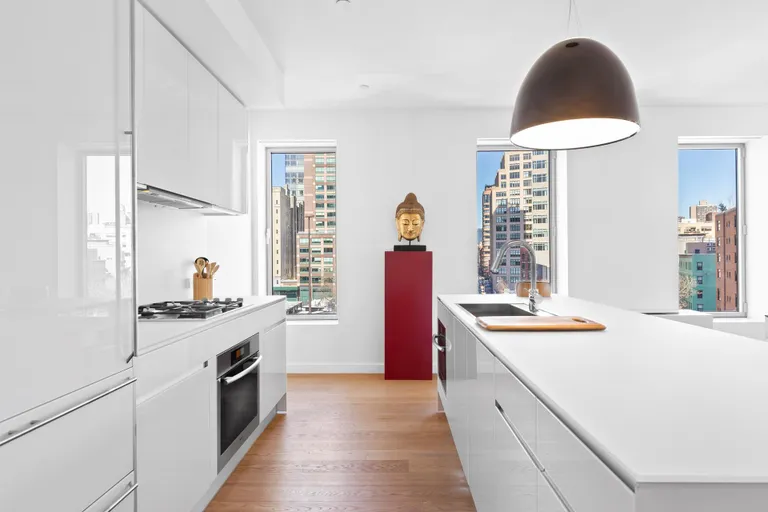 New York City Real Estate | View 275 Park Avenue, 4P | room 5 | View 7