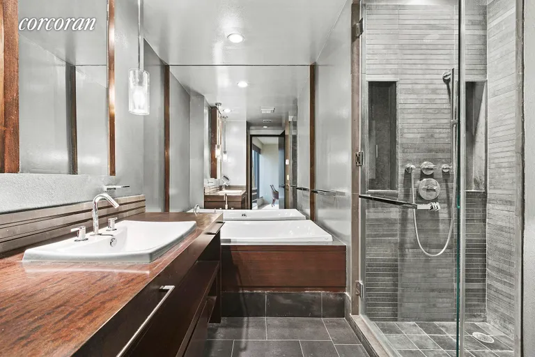 New York City Real Estate | View 40 Broad Street, PH3G | Master Bathroom | View 4