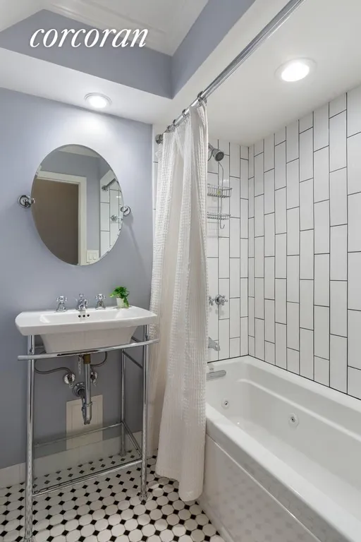 New York City Real Estate | View 279 Prospect Place, 2 | room 5 | View 6