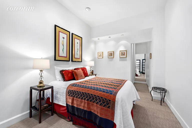 New York City Real Estate | View 74 Fifth Avenue, 3C | Bedroom | View 6
