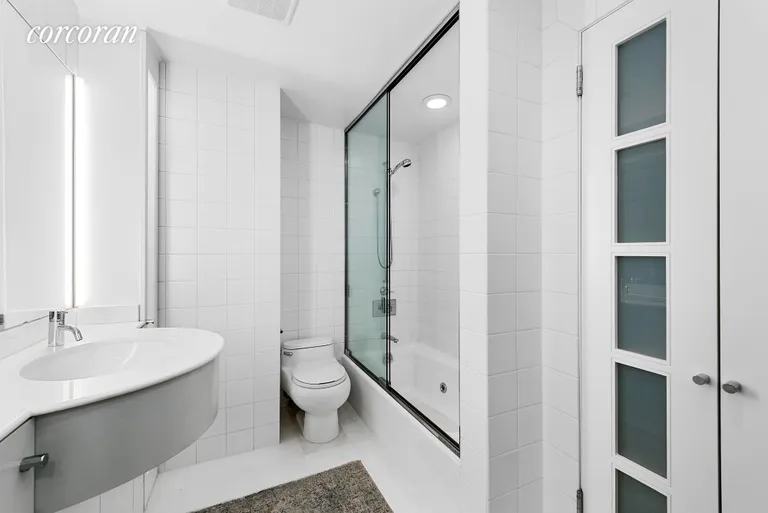 New York City Real Estate | View 74 Fifth Avenue, 3C | Bathroom | View 7