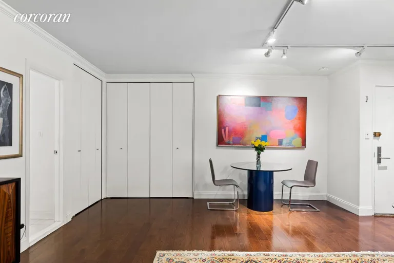 New York City Real Estate | View 118 East 60th Street, 5A | Dining Area | View 3