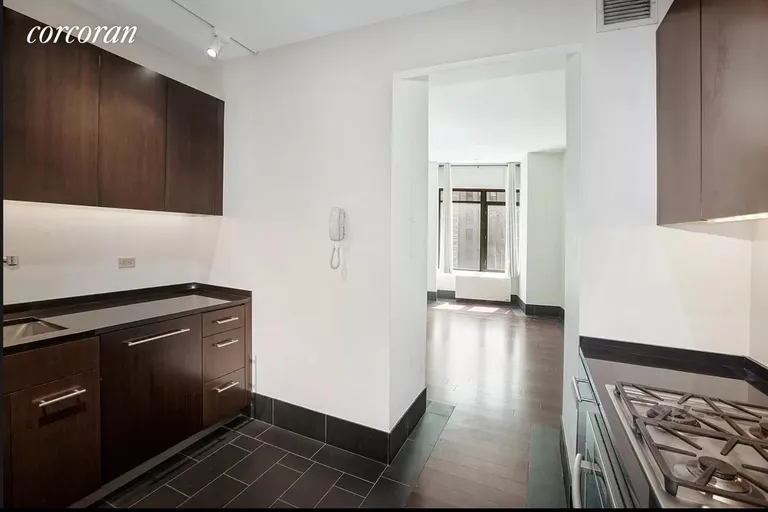 New York City Real Estate | View 40 Broad Street, 16G | Photo4 | View 4