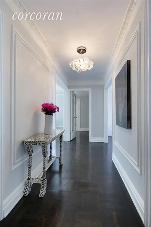 New York City Real Estate | View 545 West End Avenue, 16E | Foyer | View 2