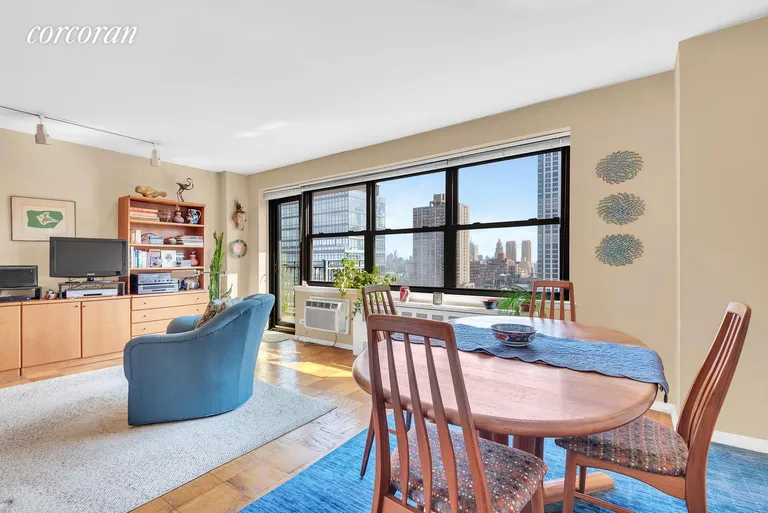 New York City Real Estate | View 185 West End Avenue, 27D | Dining Alcove | View 2