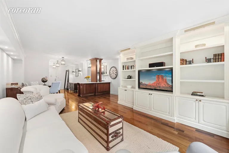 New York City Real Estate | View 30 East 62nd Street, 2H | Living Room | View 4
