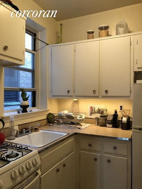 New York City Real Estate | View 326 West 83rd Street, 6A | Kitchen | View 5