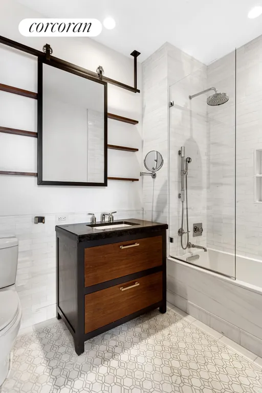 New York City Real Estate | View 425 West 50th Street, 14F | Bathroom | View 6