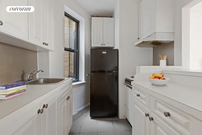 New York City Real Estate | View 433 WEST 24TH STREET, 4D | room 1 | View 2