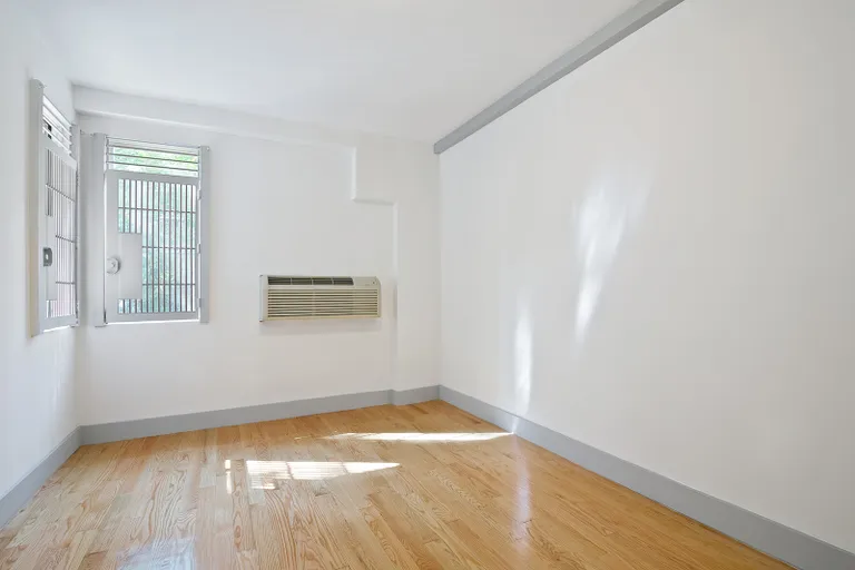New York City Real Estate | View 2155 Daly Avenue, 1B | Bedroom | View 8