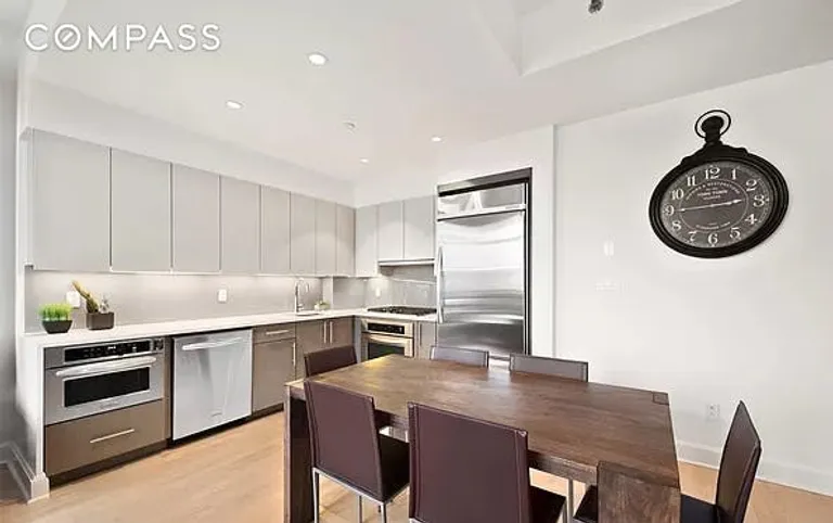 New York City Real Estate | View 90 La Salle Street, 7G | room 2 | View 3
