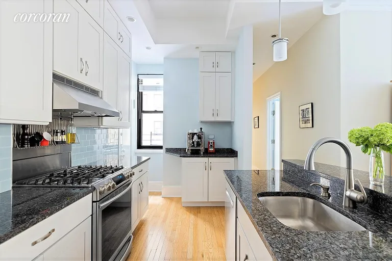 New York City Real Estate | View 135 Eastern Parkway, 1E | room 5 | View 6