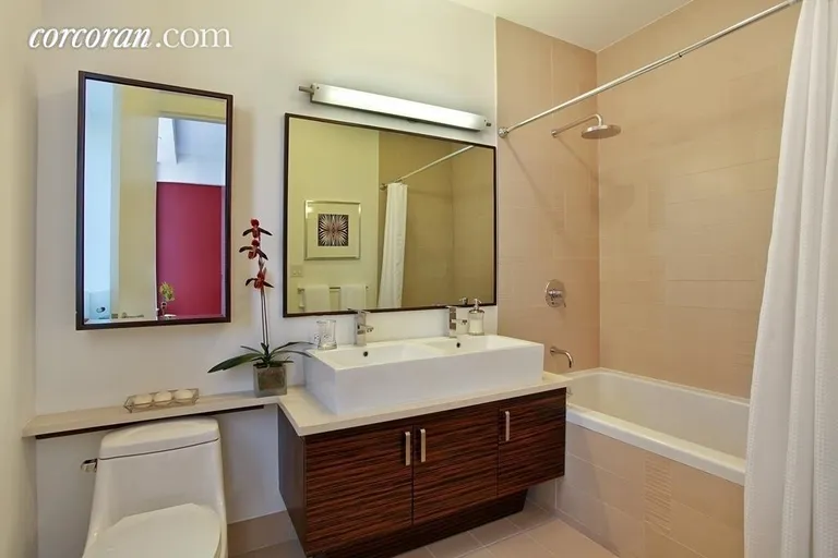 New York City Real Estate | View 46 South 2Nd Street, 2B | Full Bathroom | View 5