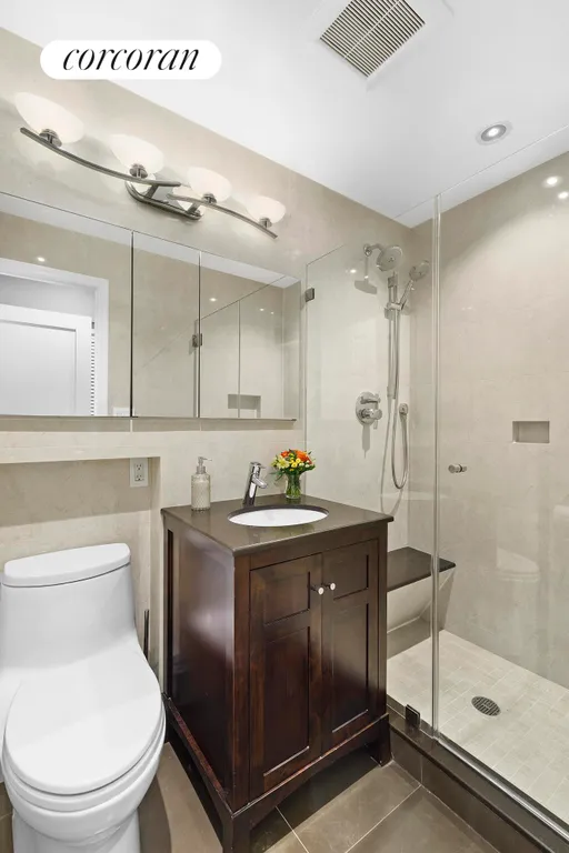 New York City Real Estate | View 130 East 19th Street, 1 | Full Bathroom | View 11