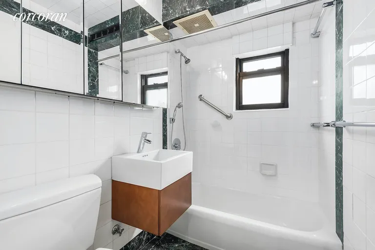 New York City Real Estate | View 301 East 69th Street, 6G | Bathroom | View 5