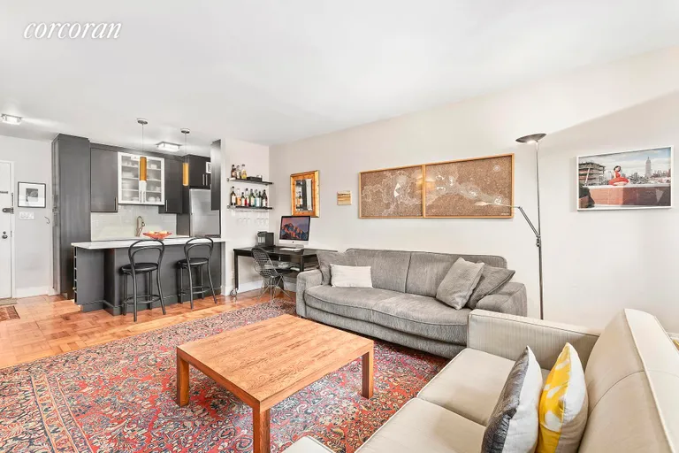 New York City Real Estate | View 30 West 60th Street, 6W | room 1 | View 2