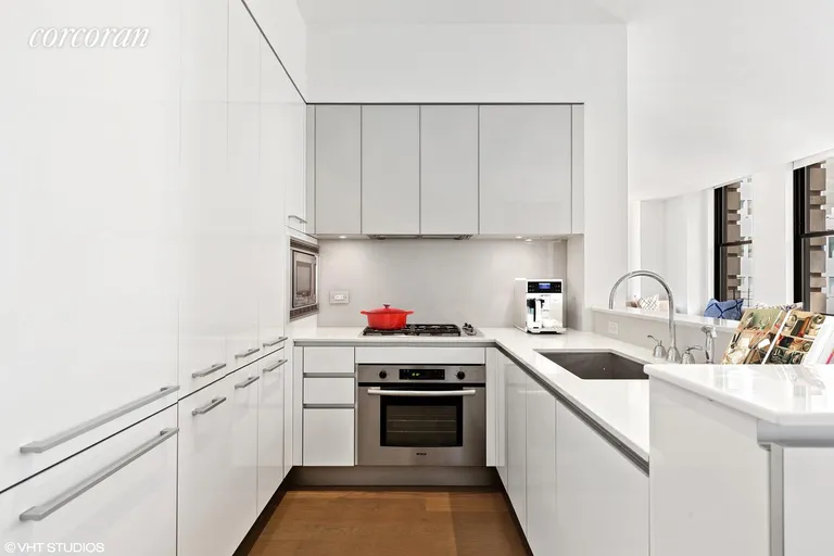 New York City Real Estate | View 25 Broad Street, 18K | room 2 | View 3
