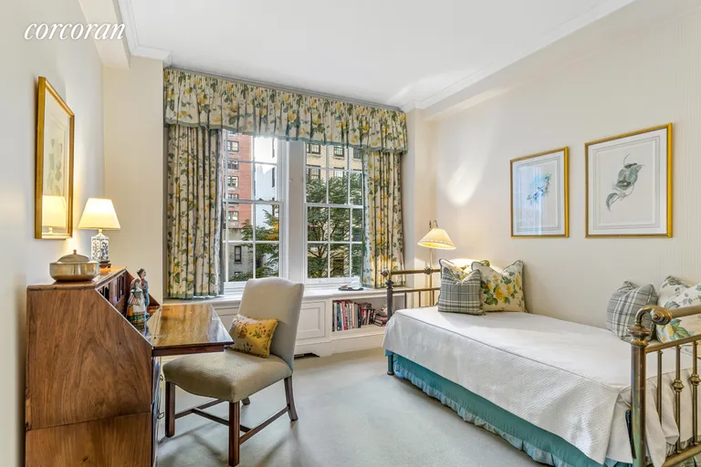 New York City Real Estate | View 1088 Park Avenue, 6E | Bedroom | View 13