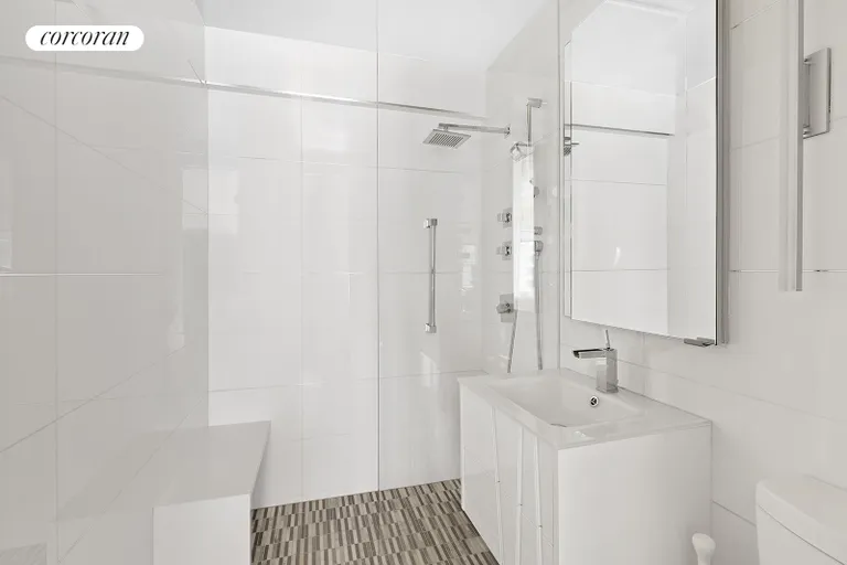 New York City Real Estate | View 420 East 72Nd Street, 14E | Full Bathroom | View 6